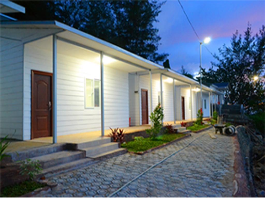 Mimiland Batu Payung Otel Singkawang Oda fotoğraf